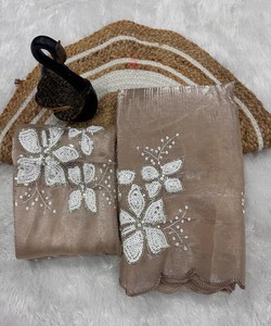 DERNIÈRE SÉQUENCE DE SOIE AVEC SCALPING BORDER WORK SAREE AVEC BLOUSE NON COUCHÉE VÊTEMENT DE FÊTE PRIX DE GROS VÊTEMENT ETHNIQUE - Product Image 4