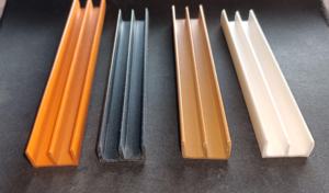 Riel de Guía de Extrusión de Perfil Doble E de PVC Rígido Directo de Fábrica para Sistemas de Puertas Corredizas y de Empuje de Vidrio - Product Image 3