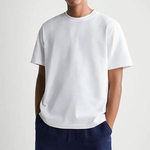 Vente en gros T-shirt 100% coton à coupe ajustée pour homme à manches courtes respirantes à séchage rapide avec logo personnalisé et nouveau design à motif uni - Product Image 1