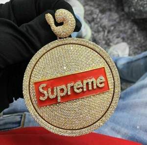 4Ct redondo Real Moissanite personalizar disco carta colgante 14K chapado en oro amarillo - Product Image 2