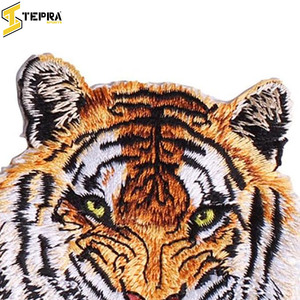 แผ่นแปะปักลายกีฬา TePRA โลโก้ผ้าสักหลาดรูปหัวใจทำจากพีวีซีคุณภาพสูงสำหรับหมวก - Product Image 3