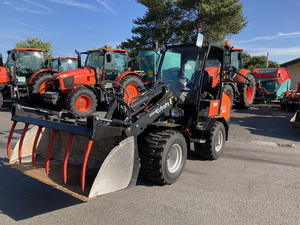 Venta al por mayor de la minicargadora Kubota RT280-2 4WD con capacidad de elevación de 1.6 toneladas, cargadora de construcción Kubota RT280-2, cargadora compacta articulada. - Product Image 4