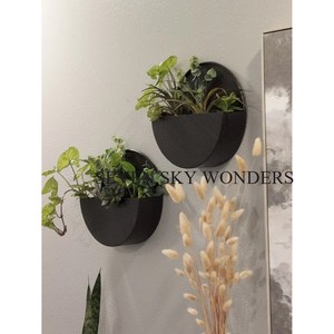 Pots de fleurs suspendus en métal antique vintage Design classique Jardinière en métal pour la maison Tenture murale avec couleur noire Arrivée chaude - Product Image 2