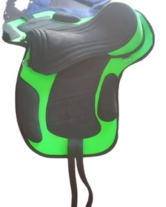 Sillín de montar a caballo sintético de alta calidad, tamaño personalizado y logotipo personalizado, diseño - Product Image 1