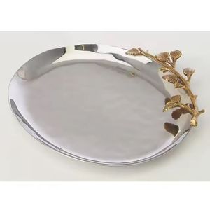 Assiette de meilleure qualité en acier inoxydable avec poignée en laiton Plateau de service décoratif en acier inoxydable Plats de service des aliments Assiettes Plateau de vaisselle - Product Image 1