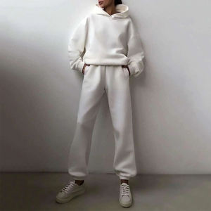 เซ็ตเสื้อวอร์มผ้าฟลีซสำหรับผู้หญิงชุดวิ่งจ๊อกกิ้งเสื้อกันหนาวและกางเกงวิ่งขนแกะสองชิ้นสำหรับผู้หญิงใส่วิ่งสะพายไหล่ออกแบบโลโก้ได้ตามที่ต้องการ - Product Image 3