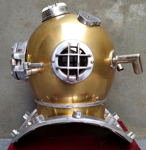 Casco de Buceo Antiguo Hecho a Mano, de Alta Calidad, para Buceo Marino e Ingeniería Subacuática - Product Image 2