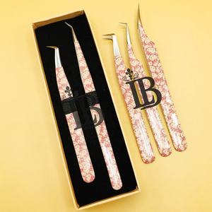 Pince à épiler Hello Kitty, pince à épiler de style extension de cils, pince à épiler en papier de vison avec logo imprimé, offre de boîte de style personnalisée - Product Image 3