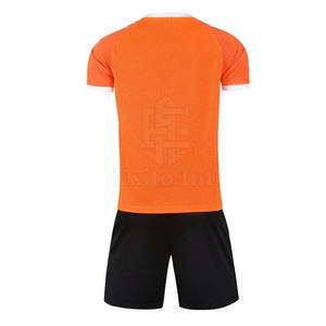 Venta al por mayor de uniformes de fútbol de diseño personalizado sublimación de impresión de ropa de fútbol conjuntos de uniformes de fútbol baratos - Product Image 2