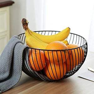 Panier à fruits unique en fer pour accessoires de cuisine design, ajoutant un look distinctif à la décoration du comptoir - Product Image 3