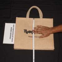 Sac fourre-tout en jute, imprimé graffiti peint à la main, sac cadeau, sac de shopping, poignée d'épaule rembourrée en coton, logo personnalisé, taille et couleur personnalisables