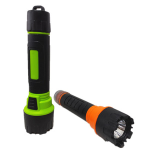 3m Tác động kháng IP66 không thấm nước 3W <span class=keywords><strong>x</strong></span>ách tay tự vệ công cụ đèn Pin <span class=keywords><strong>Torch</strong></span> <span class=keywords><strong>2</strong></span> Pcs <span class=keywords><strong>AA</strong></span> pin khẩn cấp ngoài trời an toàn - Product Image 1