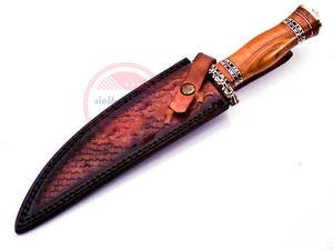 Couteau Bowie Damas Fait Main Couteaux Bowie Personnalisables avec Manche en Bois et Gaine en Cuir - Product Image 5
