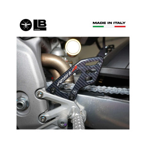 Protezione Tallone Adesiva 3D su Misura, Tamponi Serbatoio Compatibili con Aprilia RSV4 1100 2009-2024 - Product Image 3
