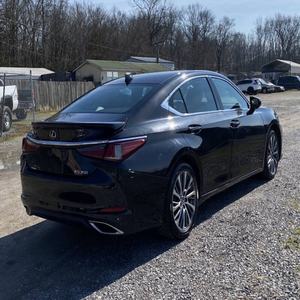 Lexus ES 350 2023 Propre et Abordable - Product Image 2