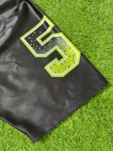 Uniformes de vêtements de football américain personnalisés 2024 Maillots élégants de sublimation et de broderie entièrement personnalisables conçus avec TF - Product Image 5