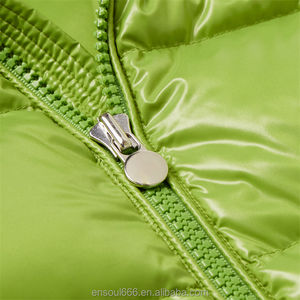 HalfTrust Wholesale Fashion Winter Man Designer <b>Coats</b> Custom Down <b>Plus</b> <b>Size</b> Bubble Men's Down Puffer Jacket - Product Image 4