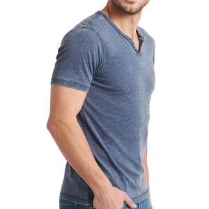 Wholesale <b>Plain</b> Mens <b>T</b>-<b>Shirts</b> | 220GSM Heavyweight Combed Cotton Tee | OEM Plus Size Blank Casual <b>Shirts</b> Factory - Product Image 3