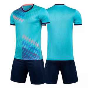 Ensemble d'uniformes d'équipe de football Impression personnalisée Maillot et short de football d'entraînement Tissu évacuant l'humidité Approvisionnement d'usine - Product Image 2
