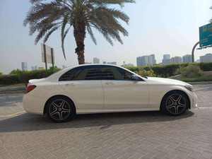 Sedán de Lujo Usado 2024, Volante a la Izquierda, Tracción Delantera, Asientos de Cuero, Control de Crucero, Techo Panorámico, Visión Trasera 360° Oscura - Product Image 3