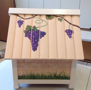 Cama para Mascotas Pintada a Mano con Diseño de Uvas y Viñedo, Arte Animal para Perros y Gatos + ENVÍO GRATUITO - Product Image 2