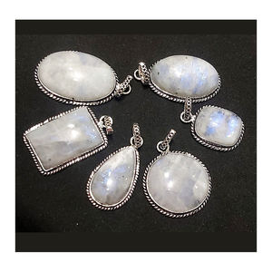 แฟชั่นขายดีเครื่องประดับพลอยมูนสโตนธรรมชาติสำหรับผู้หญิงเครื่องประดับ925เงินสเตอร์ลิงจี้มูนสโตนธรรมชาติ - Product Image 3