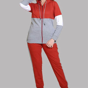 Venta al por mayor de calidad superior de las mujeres con estilo Atlético chándal personalizado ligero de diseño de moda para el invierno de talla grande - Product Image 1