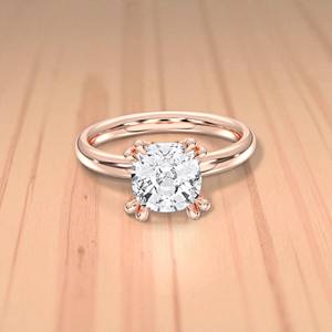 Bague de fiançailles solitaire en or massif pour femme, sertie de diamants Moissanite taille coussin de 2,30 carats E-F/VVS-VS - Product Image 4