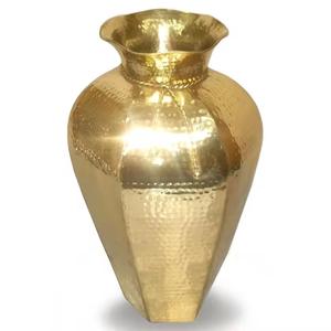 Ensemble de 3 vases de sol en métal de haute qualité de couleur dorée avec des matériaux de bonne qualité avec des dimensions de 32x15x8 cm à prix avantageux - Product Image 4