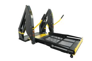 Minifurgoneta con Elevador Hidráulico Eléctrico para Sillas de Ruedas en Excelentes Condiciones, con Reposabrazos de Aluminio Plegables, Nueva Condición - Product Image 3