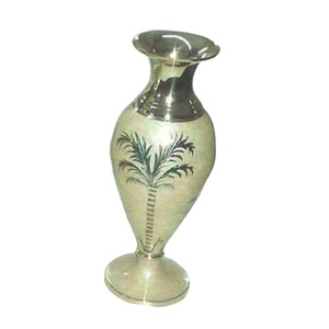 High Quality Brass Flower <b>Vase</b> With <b>Engraving</b> Green And Gold Finished For Home Decor Table Decoration Flower <b>Vase</b> - Product Image 5