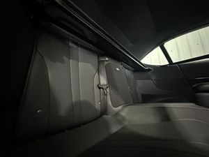 เล็กซัส RX ปี 2022 เครื่องยนต์ V8 5.0 ลิตร เทอร์โบ เกียร์อัตโนมัติ 7 สปีด ระบบขับเคลื่อนสี่ล้อ ยาง R19 ระบบควบคุมความเร็วอัตโนมัติ ACC ภายในสีอ่อน เบาะหนัง พวงมาลัยซ้าย หลังคาพาโนรามา - Product Image 4