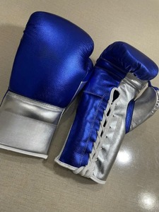 ถุงมือมวย MMA สำหรับผู้ชายมีเชือกผูกครึ่งนิ้ววัสดุ PU + PE และดีไซน์ล่าสุดสามารถปรับแต่งได้ - Product Image 3