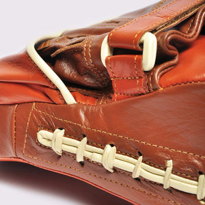 แผ่นซ้อมมวยหนังคุณภาพสูง รับทำโลโก้ตามสั่ง MOQ ต่ำ ผู้ผลิตใหม่ แผ่นซ้อมมวยสำหรับฝึกซ้อมการต่อสู้ - Product Image 3