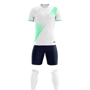 Uniforme de Fútbol 2026 Nuevo Personalizado con Color y Logotipo, Manga Corta, Impreso, Transpirable, 100% Poliéster, Servicio OEM de Alta Calidad para Hombre - Product Image 1