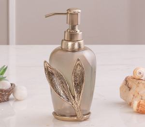 Plateau de salle de bain en métal nickel de luxe avec poignées en forme de serpent doré, design moderne écologique, pièce maîtresse décorative pour salles de bain à domicile - Product Image 4