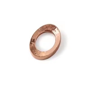 Vaisselle conçue martelée rond de serviette en cuivre de style moderne conçu traditionnel disponible pour la décoration de table à vendre - Product Image 3