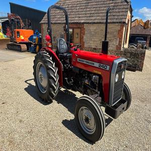 Mejor oferta usado Massey Ferguson 240 Tractor 85hp Robust Utility Workhorse con rueda motor engranaje caja de cambios para diversos trabajos agrícolas - Product Image 1