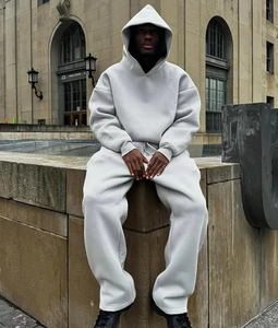 Survêtement pull vintage unisexe sweat à capuche uni personnalisé et pantalon de jogging de gym vente en gros écologique pour la saison d'hiver - Product Image 1