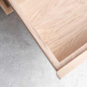 Table basse en teck massif moderne, forme organique scandinave, table en bois avec étagère pour salon et hôtellerie - Product Image 6