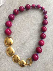 Collier en acrylique punk de meilleure qualité pour hommes et femmes, nouveau modèle de système solaire créatif, collier planète en résine, inspiré de l'univers - Product Image 3