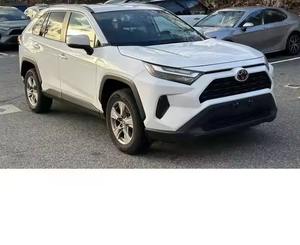 Toyota RAV-4 SE AWD Essence 2021, entièrement équipée, véhicule d'occasion avec système de navigation, sièges en cuir, climatisation - Product Image 4