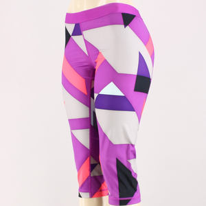 Leggings courts d'entraînement de compression pour femmes pantalon de fitness taille haute avec contrôle du ventre tissu extensible vêtements de yoga et de gymnastique - Product Image 1