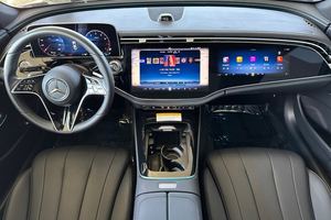 Mercedes-Benz Clase E E 350 RWD USADO de 2026 - Product Image 5