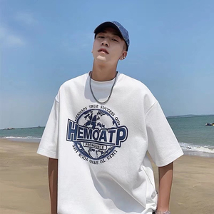 เสื้อยืดกราฟิกสีน้ำตาลคุณภาพเยี่ยมสำหรับผู้ชายและผู้หญิง ดีไซน์โลโก้รูปมงกุฎแบบมินิมอล เสื้อยืดสตรีทแวร์พรีเมียมผ้าฝ้ายสีน้ำตาล - Product Image 2