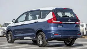 TOYOTA RUMI0N 2023 USADO, Volante a la Izquierda/Derecha - Product Image 3