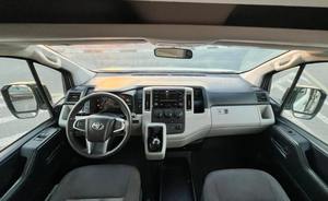 Nouveautés pour le marché mondial 2021 Toyota Hiace 3.5L V6 Patrol manuel 13 places - Product Image 3