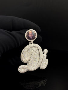 Vente en gros du pendentif Hip Hop Ice Legacy personnalisé en acier inoxydable avec diamants CZ et placage imitation rhodium pour unisexe - Product Image 2