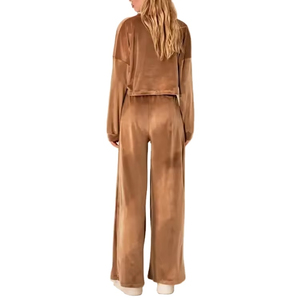 Ensemble survêtement en velours personnalisé deux pièces Pantalon évasé Ensemble de sweat-shirt court à capuche Fermeture éclair Ensemble de survêtement en velours Ensemble de vêtements de détente pour femmes - Product Image 2