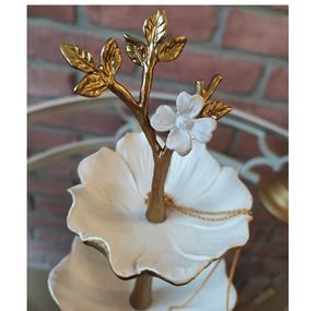 Support à bijoux en métal au design unique de la meilleure qualité pour les femmes et la décoration de la chambre à coucher disponible en vrac - Product Image 1